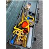 Image 2 : Heavy Duty Plano Gun Case with stake down supplies for movie screens