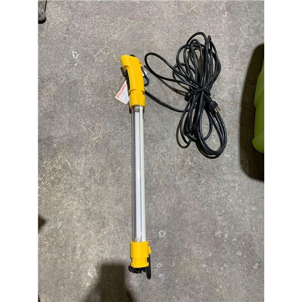 Tubular Fluorescent Clip Lamp