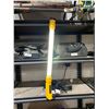Image 7 : Tubular Fluorescent Clip Lamp