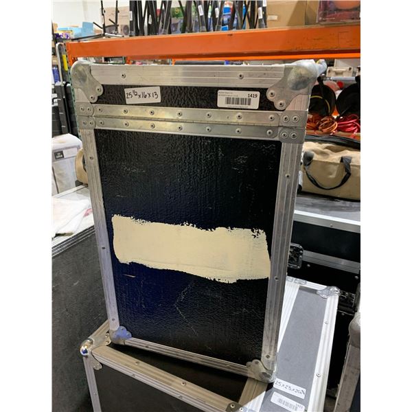 APG Flight Case 25x16x13"
