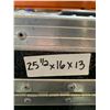 Image 2 : APG Flight Case 25x16x13"
