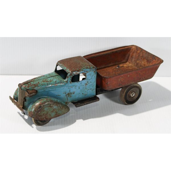 1930'S DUMP TRUCK WYANDOTTE ALL METAL PROD.