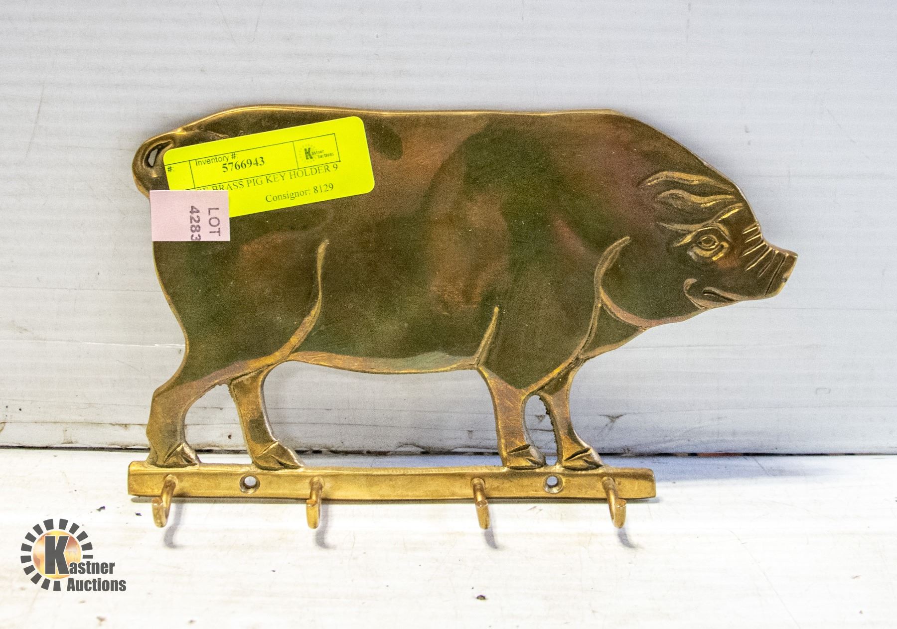 Key Rack Pig VINTAGE BRASS PIG KEY HOLDER 9 INCH