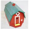 Image 1 : BIRDHOUSE & 8LB BAG OF SAFFLOWER BIRDSEED