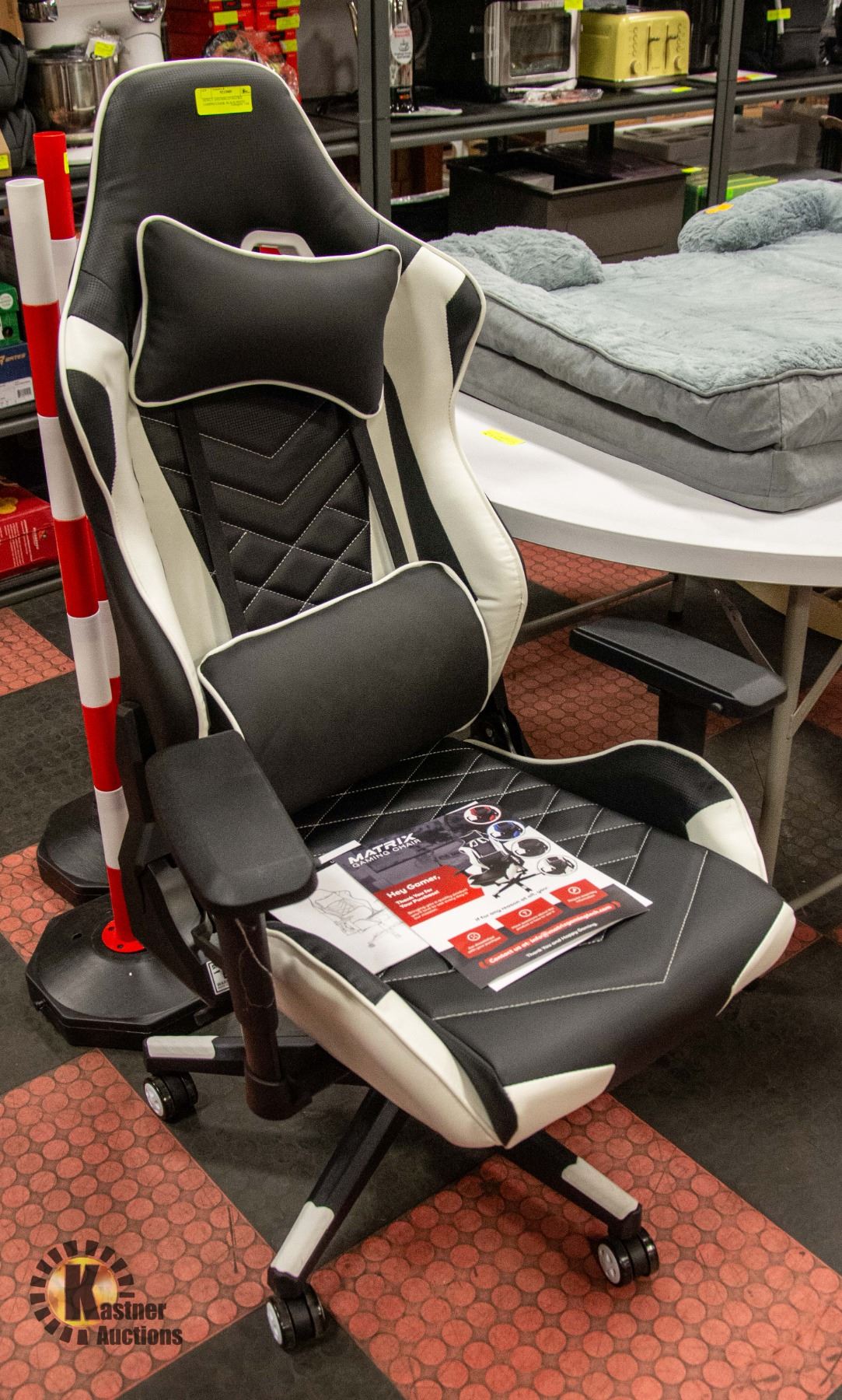 Matrix Chairs Computer NEWLY ASSEMBLED MATRIX GAMING CHAIR, BLACK/WHITE