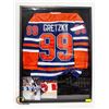 Image 1 : WAYNE GRETZKY #99 JERSEY IN SHADOW BOX WITH 2