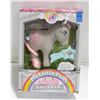 Image 1 : 40 YEAR MY LITTLE PONY SNUZZLE *BOX DAMAGED*