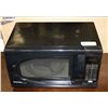 Image 1 : ESTATE DANBY DESIGNER MICROWAVE