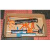 Image 1 : FLAT OF 6 ASSORTED CAULKING GUNS