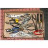 Image 1 : FLAT OF ASSORTED PLIERS