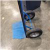 Image 2 : BLUE COMMERCIAL HEAVY DUTY PNEUMATIC WHEEL DOLLY - 1 WHEEL BEARING NEEDS TO BE REPLACED