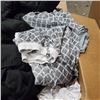 Image 2 : 34 LBS BOX OF SIZE MEDIUM CLOTHING AND UNDERWEAR 60PCS 34 LBS