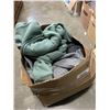 Image 2 : BOX OF SIZE MEDIUM CLOTHING AND UNDERWEAR 43PCS 25 LBS