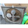 Image 1 : Wall Mount Warehouse Fan