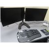 Image 2 : Samsung Double Pedestal Monitor w/Keyboard and Mouse