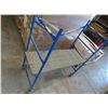 Image 2 : Blue/Grey Small Rolling Scaffold