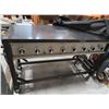 Image 2 : LP Rolling 5'  Patio Char Grill w/Cover