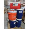 Image 2 : 9-Beverage/Storage Cooler - 9 X $