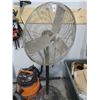 Image 1 : Pedestal Fan