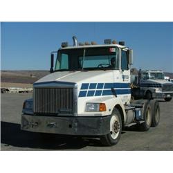 1990 White Volvo Conv - Day Cab