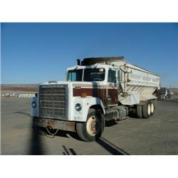 1975 IHC  4300 - Cummins 350, 13-spd