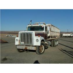 1975 IHC  4300 - Cummins 350, 13-spd