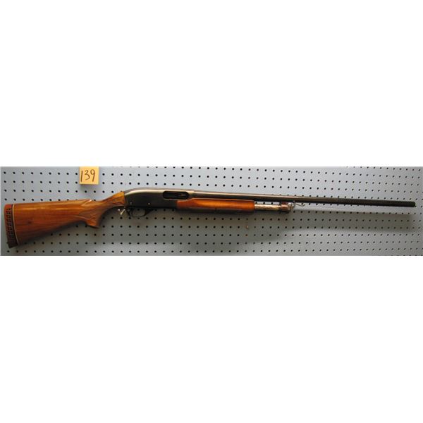 Remington Magnum Wingmaster , Model 870 , 12 gauge for 3 inch shells, full choke, 30 inch barrel, se