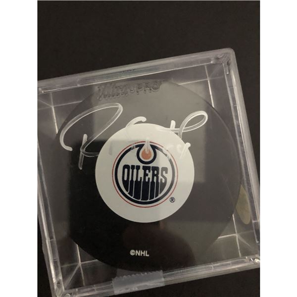 RYAN SMYTH (HOF) SIGNED EDMONTON OILERS PUCK