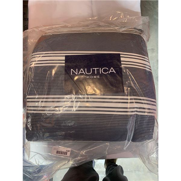 Nautica Home Full/Queen Comforter Set