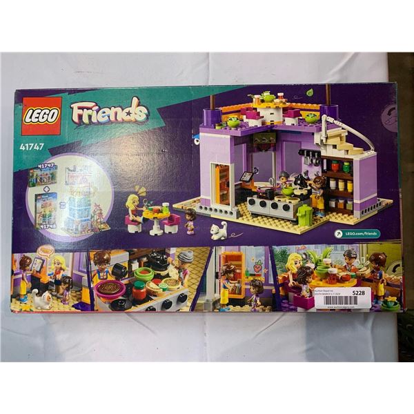 Lego Friends Heart Lake Community Kitchen