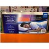 Image 1 : Nova Form Comfort Grande Gel Memory Foam Pillow Queen Size