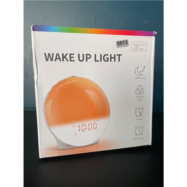 Lot of 1 Sunrise Alarm Clock/White Noise Sleep Machine Multi-Colour Light - Brand New!