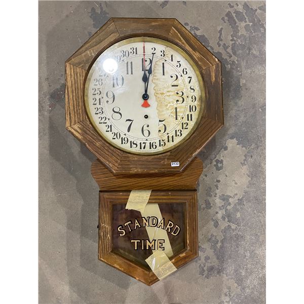 Lot of 1 Standard Time Antique Wooden Clock - Used