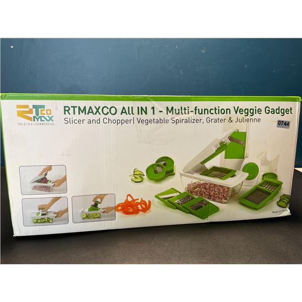 Lot of 1 Multi-Function Veggie Kitchen Gadget; Spiralizer, Slicer, Grater, & Chopper