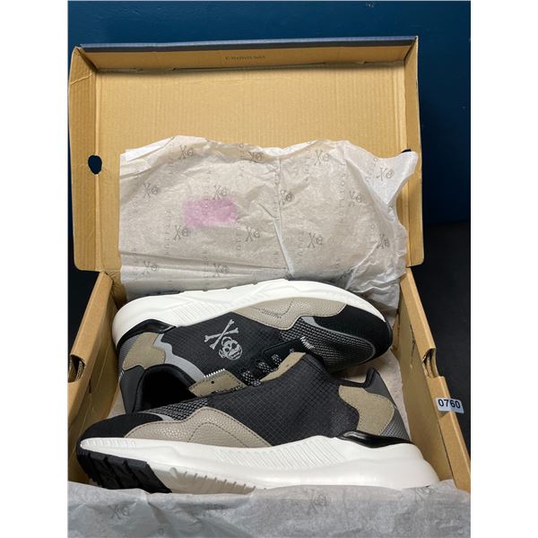 Lot of 1 Pair of Pull Top Urban Sneakers - Size 7 - Brand New