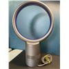 Image 3 : Lot of 1 Dyson Cool 12inch Desk Fan - Used - Works/Powers On
