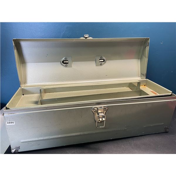 Lot of 1 Large Toolbox - Used