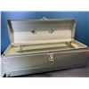 Image 1 : Lot of 1 Large Toolbox - Used