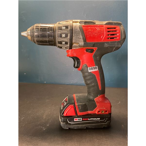 Lot of 1 Milwaukee Drill w/ Battery - Used - Powers On