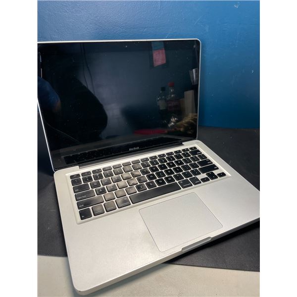Lot of 1 MacBook Pro (Model: A1278) - Used
