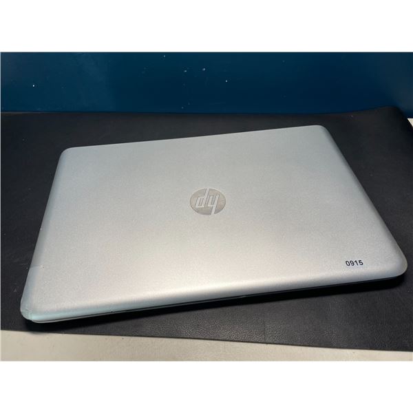 Lot of 1 HP Envy Laptop - Used