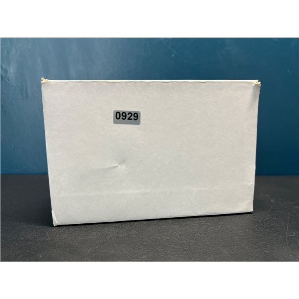 Lot of 1 3D Light up Glass Etched Rose Display