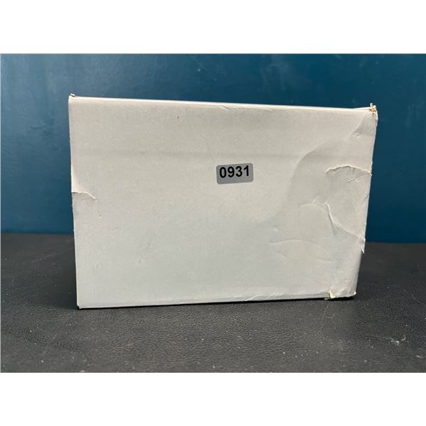 Lot of 1 3D Light up Glass Etched Rose Display