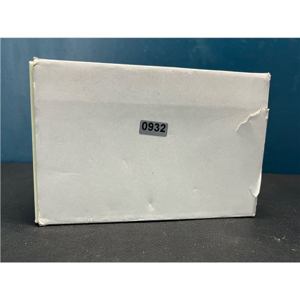 Lot of 1 3D Light up Glass Etched Rose Display