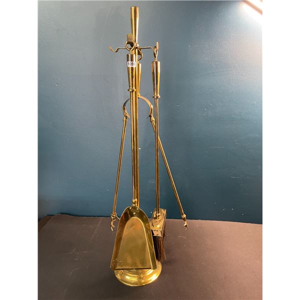 Lot of 1 Fireplace Mantle Set - Used