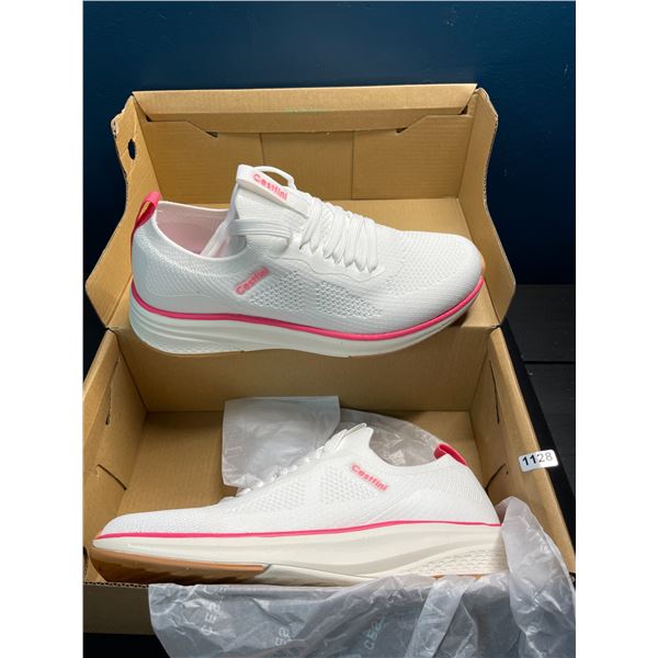 Lot of 1 Pair of Cestfini Sneakers for Women - Brand New in Box - Size 7
