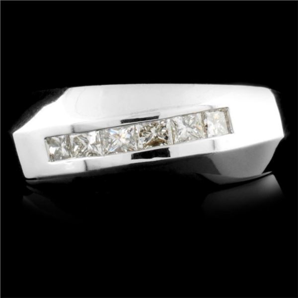 14K Gold Ring with 0.48ctw Diamonds