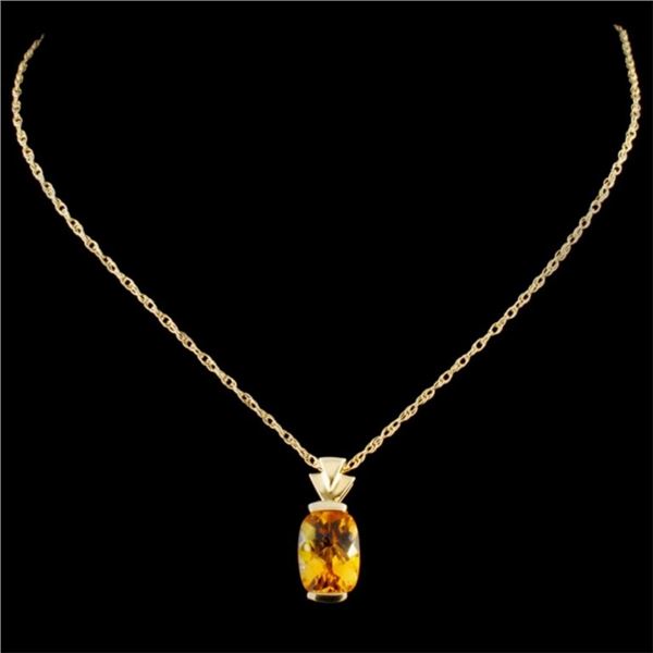 1.80ctw Topaz Pendant in 14K Gold