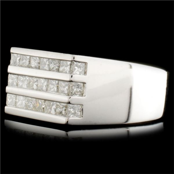 1.73ctw Diamond Ring in 14K Gold