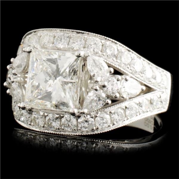 3.88ctw Diamond Ring in 18K Gold